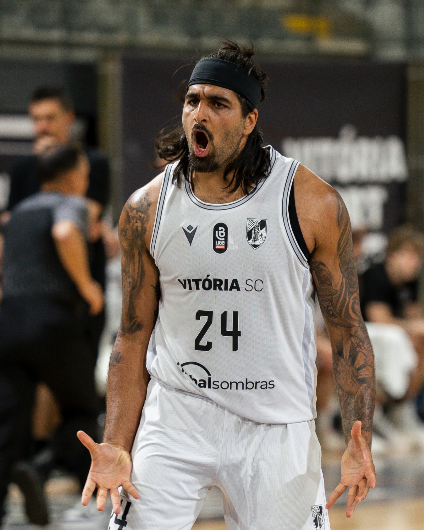 Jasman Sangha competing for Vitória SC